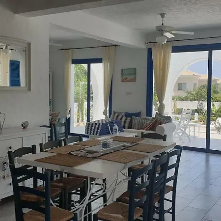 Villa Cavkon39 *